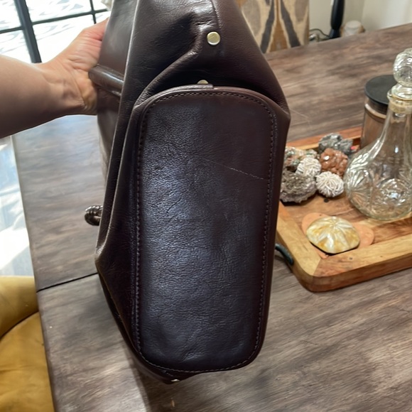 Noonday Collection leather bag. - Picture 3 of 8
